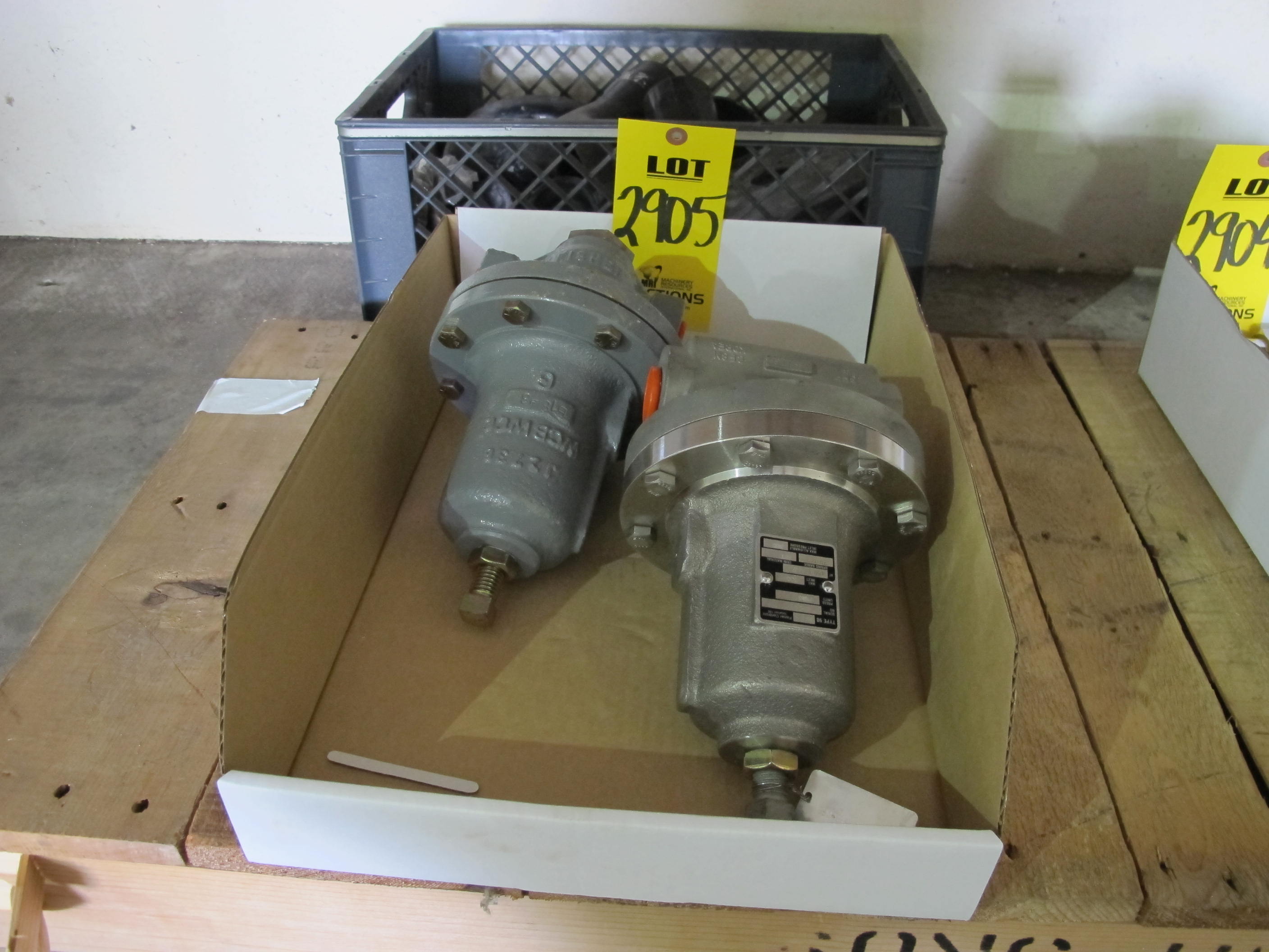 LOT (2) TO INCLUDE: (1) VALVE, RELIEF TYPE, 3/4" SIZE, 70-140 PSIG RATING, 316SS MATERIAL, NPT CONNECTIONS, SS TRIM, 302SS DIAPHRAGM SOFTGOODS. 98H SERIES PRESSURE REGULATOR, PART # FS98H-211, (1) FISHER REGULATOR, MODEL 95H, 300 PSI, 70-150 PSI RANGE (W-51) LOADING & HANDLING FEE $5-